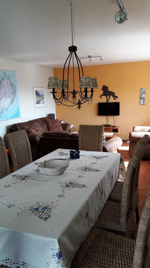 Glaesibaer Bed & Breakfast Reynistadur Eksteriør bilde